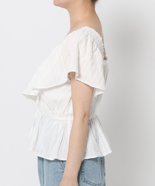 LOWRYS FARM（ローリーズファーム）の「２ＷＡＹレースフリルブラウス 668391（シャツ/ブラウス・レディース・ホワイト/ブラック/ベージュ・FREE）」の13枚目の写真