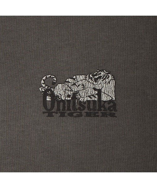 Onitsuka Tiger(オニツカタイガー)の「WASHED LONG SLEEVED GRAPHIC TEE / ウォッシュドロングスリーブグラフィックティー(Tシャツ/カットソー・レディース・ブラック/ベージュ・XS/L/M/S/XL)」の4枚目の写真