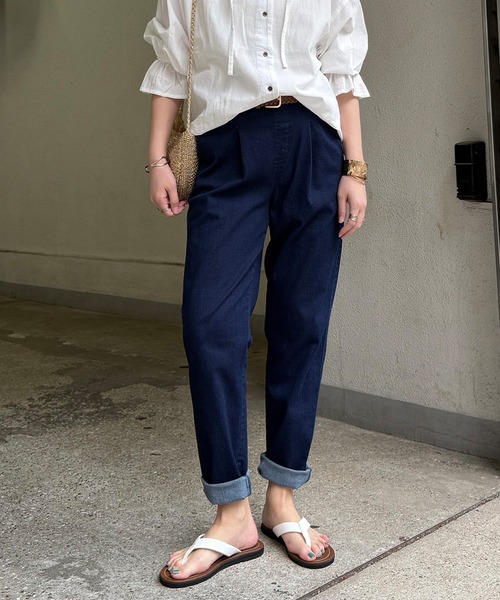 LBC(エルビーシー)の「【美脚効果抜群】さらひやジップレステーパードパンツ(その他パンツ・レディース・ネイビー/ライトブルー/ホワイト/ブラック/カーキ・M/S/L)」の5枚目の写真