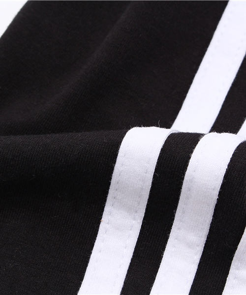adidas（アディダス）の「【adicolor】オリジナルス レギンス[3STRIPES LEGGINGS]（レギンス/スパッツ・レディース・ブラック・MEDIUM/X-LARGE/XX-LARGE/LARGE/SMALL/X-SMALL）」の7枚目の写真