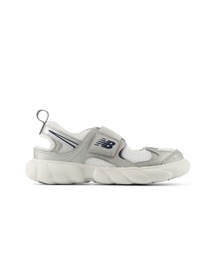 230 Hook and Loop（スニーカー）｜New Balance（ニューバランス）の