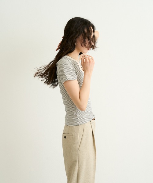 Lutim by u(ルチバイユー)の「ボーダーヘンリーネックコンパクトトップス(Tシャツ/カットソー・レディース・レッド/ホワイト/ネイビー・FREE)」の14枚目の写真