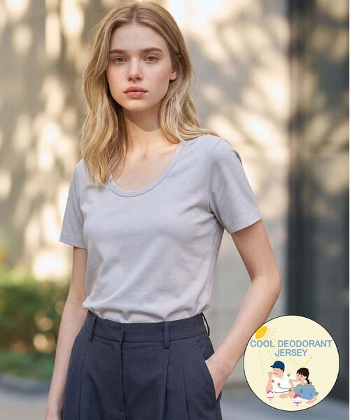 DRESSTERIOR（ドレステリア）の「【接触冷感/抗菌防臭/UVカット】クールデオドラント UネックTシャツ（Tシャツ/カットソー・レディース・ライトグレー/ホワイト/ブラック・36/34/38）」の3枚目の写真