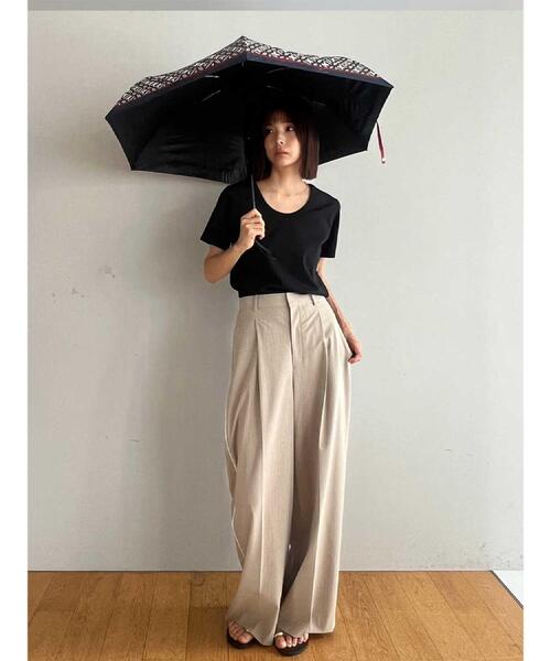 DRESSTERIOR（ドレステリア）の「【接触冷感/抗菌防臭/UVカット】クールデオドラント UネックTシャツ（Tシャツ/カットソー・レディース・ライトグレー/ホワイト/ブラック・36/34/38）」の11枚目の写真