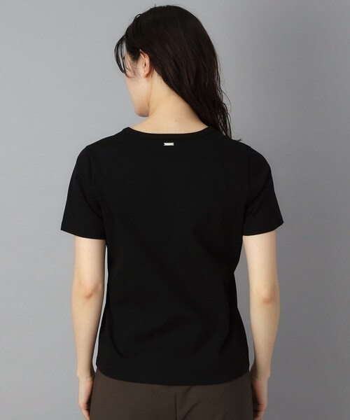 DRESSTERIOR（ドレステリア）の「【接触冷感/抗菌防臭/UVカット】クールデオドラント UネックTシャツ（Tシャツ/カットソー・レディース・ライトグレー/ホワイト/ブラック・36/34/38）」の12枚目の写真