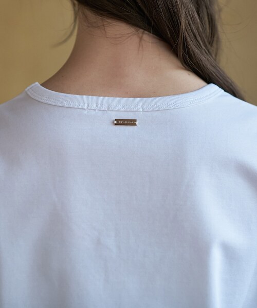 DRESSTERIOR（ドレステリア）の「【接触冷感/抗菌防臭/UVカット】クールデオドラント UネックTシャツ（Tシャツ/カットソー・レディース・ライトグレー/ホワイト/ブラック・36/34/38）」の16枚目の写真