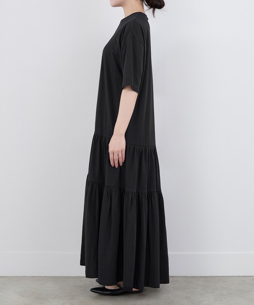 MICA&DEAL(マイカ&ディール)の「【WEB限定】ティアードカットワンピース(ワンピース・レディース・ブラック/サンドベージュ・FREE)」の16枚目の写真