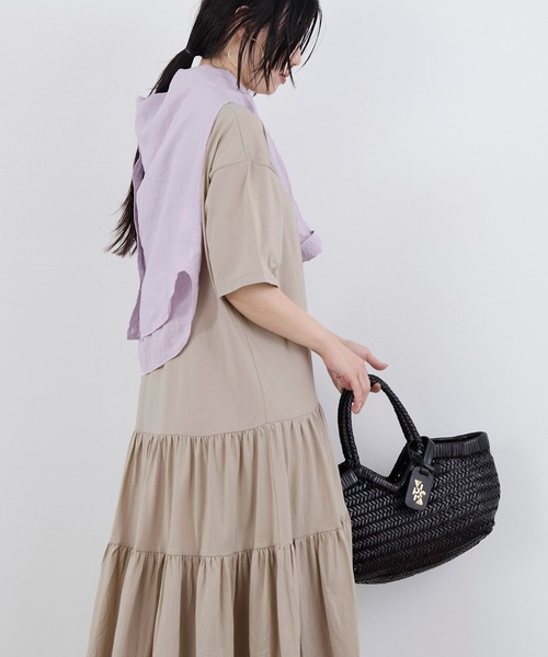 MICA&DEAL(マイカ&ディール)の「【WEB限定】ティアードカットワンピース(ワンピース・レディース・ブラック/サンドベージュ・FREE)」の6枚目の写真