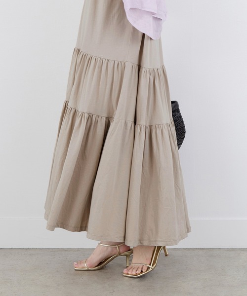 MICA&DEAL(マイカ&ディール)の「【WEB限定】ティアードカットワンピース(ワンピース・レディース・ブラック/サンドベージュ・FREE)」の5枚目の写真