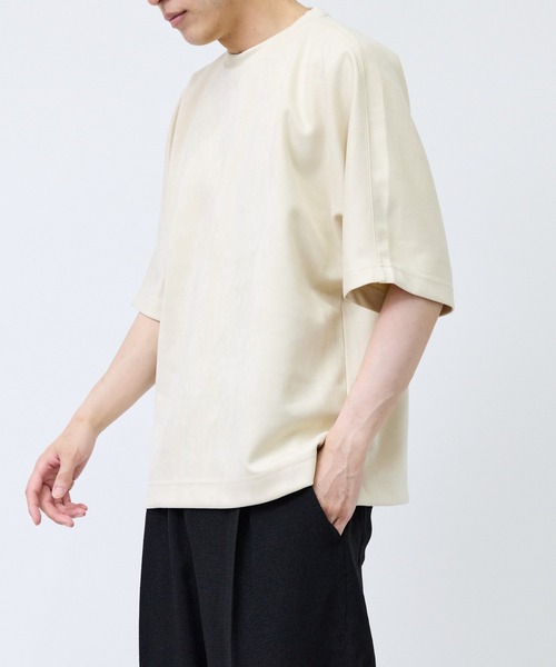 le cercle ADAM ET ROPE'(ルセルクルアダムエロペ)の「フェイクスエードプルオーバー(Tシャツ/カットソー・メンズ・チャコールグレー/キナリ/オリーブ・L/LL/M)」の2枚目の写真