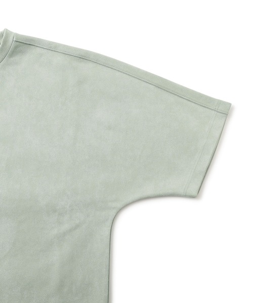 le cercle ADAM ET ROPE'(ルセルクルアダムエロペ)の「フェイクスエードプルオーバー(Tシャツ/カットソー・メンズ・チャコールグレー/キナリ/オリーブ・L/LL/M)」の6枚目の写真