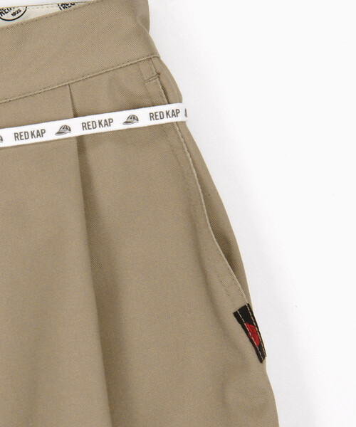 RED KAP(レッドキャップ)の「RED KAP/レッドキャップ 別注 2TUCK WIDE BAGGY SHORTS/2タック ワイド バギー ツイル ショーツ(その他パンツ・メンズ・ブラウン/ネイビー/ベージュ/チャコールグレー/オリーブ/ブラック・MEDIUM/SMALL/LARGE)」の16枚目の写真