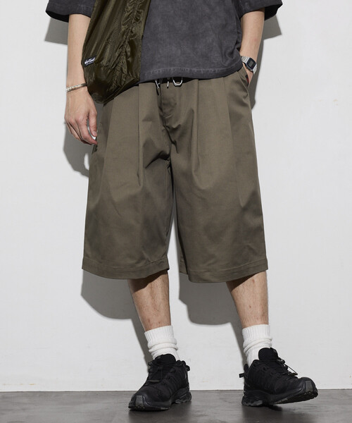 RED KAP(レッドキャップ)の「RED KAP/レッドキャップ 別注 2TUCK WIDE BAGGY SHORTS/2タック ワイド バギー ツイル ショーツ(その他パンツ・メンズ・ブラウン/ネイビー/ベージュ/チャコールグレー/オリーブ/ブラック・MEDIUM/SMALL/LARGE)」の7枚目の写真