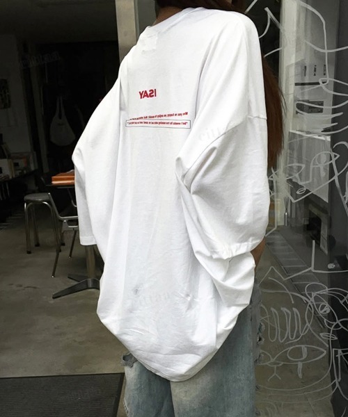 Dalfwin(ダールフィン)の「韓国ファッション ISAYバックプリント半袖Tシャツ(Tシャツ/カットソー・レディース・ブラック/チャコールグレー/ホワイト・FREE)」の4枚目の写真