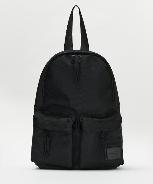 MAISON MINED(メゾンミネド)の「TWO POCKET BACKPACK(バックパック/リュック・レディース・その他・MEDIUM/SMALL)」の8枚目の写真