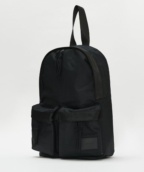 MAISON MINED(メゾンミネド)の「TWO POCKET BACKPACK(バックパック/リュック・レディース・その他・MEDIUM/SMALL)」の9枚目の写真