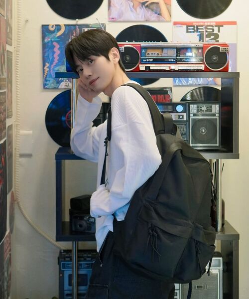 MAISON MINED(メゾンミネド)の「TWO POCKET BACKPACK(バックパック/リュック・レディース・その他・MEDIUM/SMALL)」の21枚目の写真