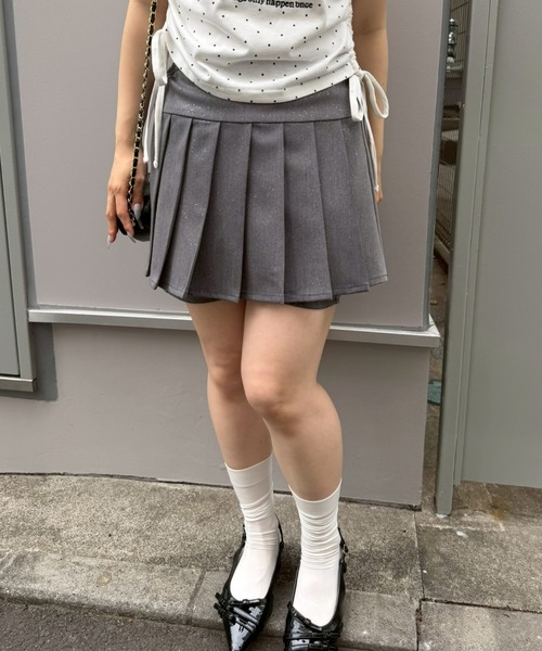 Another Branch olive des olive(アナザーブランチオリーブデオリーブ)の「キラキラプリーツスカパン(スカート・レディース・ブラック/チャコールグレー・FREE)」の1枚目の写真