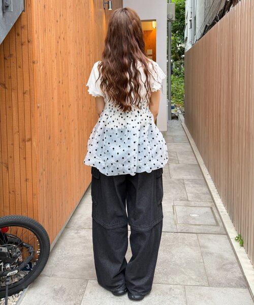w closet(ダブルクローゼット)の「シアーバルーンキャミ 夏服(キャミソール・レディース・オフホワイト/ブラック/ブルー・FREE)」の6枚目の写真