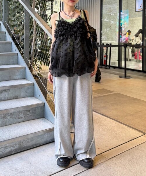 w closet(ダブルクローゼット)の「シアーバルーンキャミ 夏服(キャミソール・レディース・オフホワイト/ブラック/ブルー・FREE)」の14枚目の写真