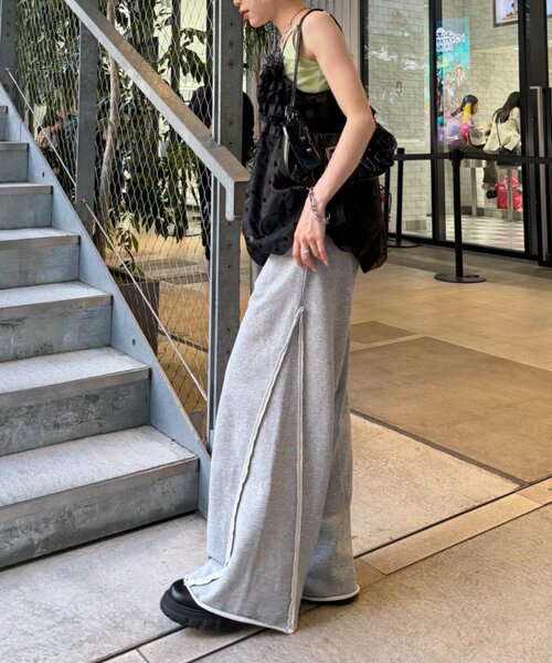 w closet(ダブルクローゼット)の「シアーバルーンキャミ 夏服(キャミソール・レディース・オフホワイト/ブラック/ブルー・FREE)」の13枚目の写真