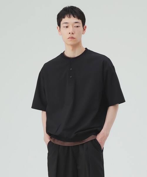 BEAMS HEART（ビームスハート）の「【8/6値下げ】ポリトロ リブ ヘンリーネック Tシャツ（Tシャツ/カットソー・メンズ・ブラック/ダークブラウン・S/M/XL/L）」の5枚目の写真