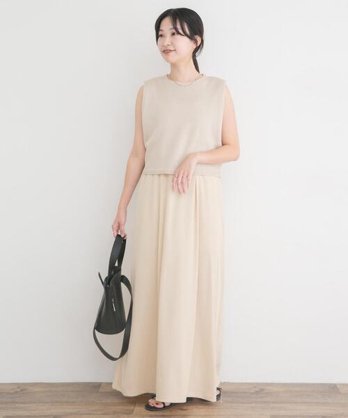 ITEMS URBANRESEARCH(アイテムズ アーバンリサーチ)の「ニットベストセットノースリーブワンピース(ワンピース・レディース・ブラック/イエロー系その他/ベージュ・FREE)」の2枚目の写真