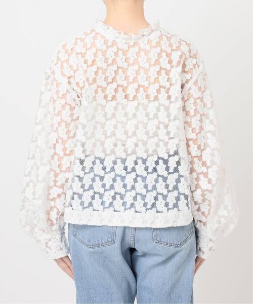 IENA(イエナ)の「《追加》フラワー刺繍レース2WAYブラウス(シャツ/ブラウス・レディース・ホワイト/チャコールグレー・FREE)」の14枚目の写真