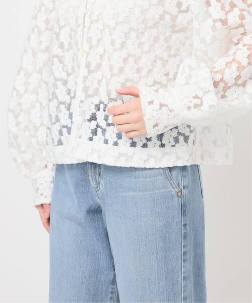 IENA(イエナ)の「《追加》フラワー刺繍レース2WAYブラウス(シャツ/ブラウス・レディース・ホワイト/チャコールグレー・FREE)」の17枚目の写真