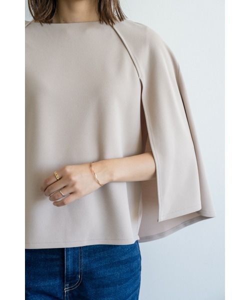 M.deux(エムドゥ)の「《BEST SELLER ITEM》 エアリーケープトップス(サマーバージョン)(Tシャツ/カットソー・レディース・オフホワイト/グレイッシュベージュ/ブラック・MEDIUM)」の12枚目の写真