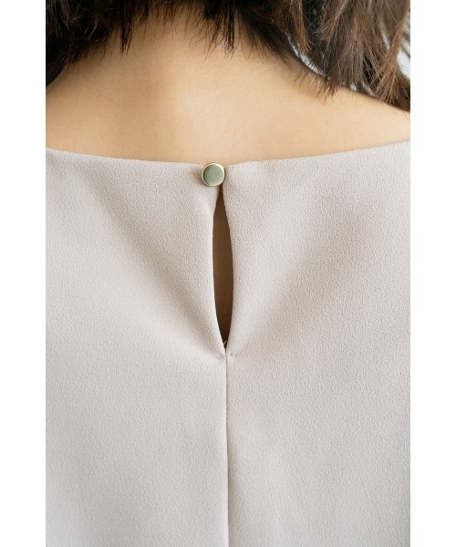 M.deux(エムドゥ)の「《BEST SELLER ITEM》 エアリーケープトップス(サマーバージョン)(Tシャツ/カットソー・レディース・オフホワイト/グレイッシュベージュ/ブラック・MEDIUM)」の14枚目の写真