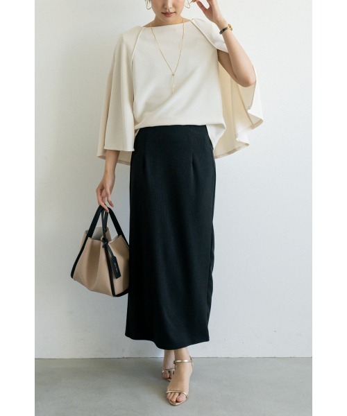 M.deux(エムドゥ)の「《BEST SELLER ITEM》 エアリーケープトップス(サマーバージョン)(Tシャツ/カットソー・レディース・オフホワイト/グレイッシュベージュ/ブラック・MEDIUM)」の4枚目の写真