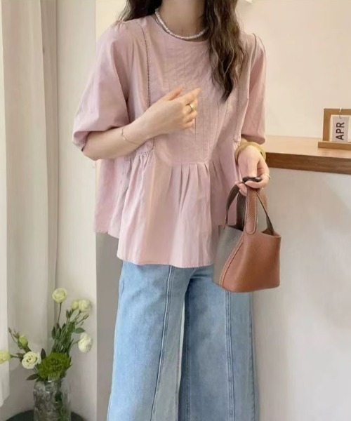 AMAJI(アマジ)の「パフスリーブ ギャザー ラウンドネック ブラウス(シャツ/ブラウス・レディース・ライトブルー/ベージュ/ライトピンク・LARGE/X-LARGE)」の1枚目の写真