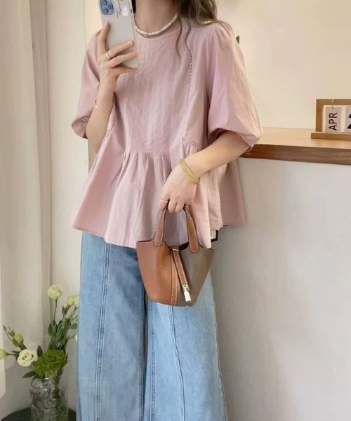 AMAJI(アマジ)の「パフスリーブ ギャザー ラウンドネック ブラウス(シャツ/ブラウス・レディース・ライトブルー/ベージュ/ライトピンク・LARGE/X-LARGE)」の10枚目の写真