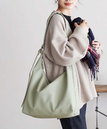 ソフトラウンド ワンショルダーバッグ［ラージ］