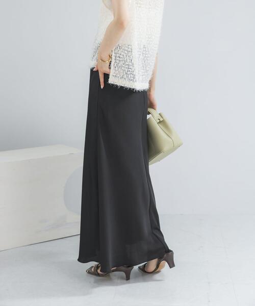 URBAN RESEARCH ROSSO WOMEN(アーバンリサーチ ロッソ)の「接触冷感 吸水速乾 サテンスカート(スカート・レディース・ブラック/ベージュ系その他・36/38)」の22枚目の写真