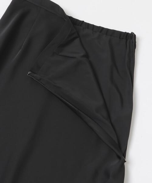 URBAN RESEARCH ROSSO WOMEN(アーバンリサーチ ロッソ)の「接触冷感 吸水速乾 サテンスカート(スカート・レディース・ブラック/ベージュ系その他・36/38)」の4枚目の写真
