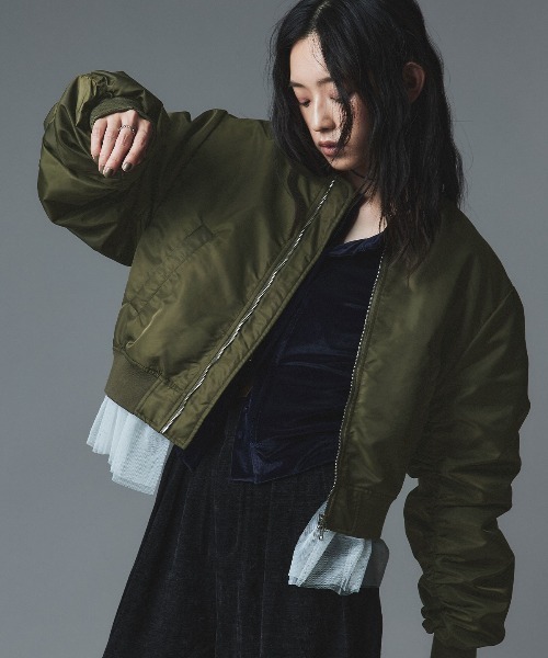 W:Huku（フーク）の「【W:Huku / ナイロンオックス】キルティング MA-1 / Nylon Oxford Quilted MA-1（MA-1・レディース・ブラック/カーキ/ライトベージュ・FREE）」の8枚目の写真