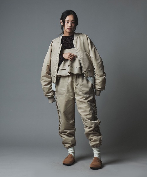W:Huku（フーク）の「【W:Huku / ナイロンオックス】キルティング MA-1 / Nylon Oxford Quilted MA-1（MA-1・レディース・ブラック/カーキ/ライトベージュ・FREE）」の17枚目の写真