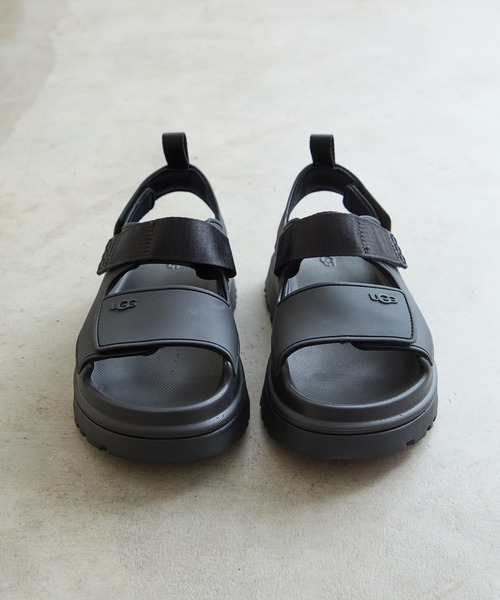 UGG(アグ)の「【UGG】K GOLDENGLOW ゴールデングロウ 厚底サンダル(サンダル・レディース・ベージュ/ブラック・23.5cm/24.5cm/22.5cm)」の3枚目の写真