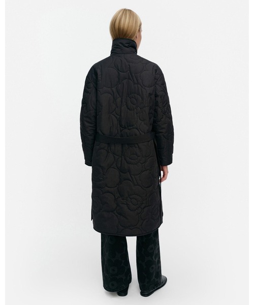 marimekko(マリメッコ)の「【バナー掲載特典付】Kolppi Piirto Unikko / coat(ダウンジャケット/コート・レディース・ブラック・LARGE/MEDIUM/SMALL/X-SMALL/XX-SMALL)」の2枚目の写真