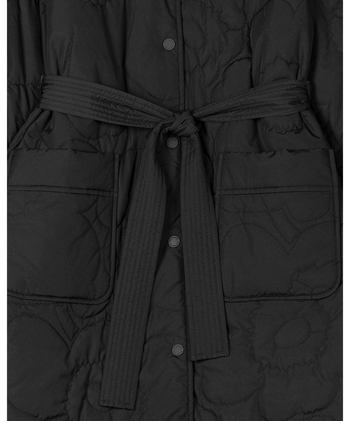 marimekko(マリメッコ)の「【バナー掲載特典付】Kolppi Piirto Unikko / coat(ダウンジャケット/コート・レディース・ブラック・LARGE/MEDIUM/SMALL/X-SMALL/XX-SMALL)」の8枚目の写真
