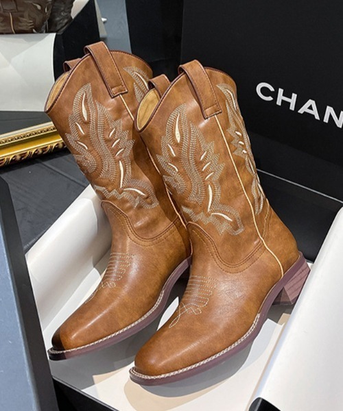 LAC-VERT(ラック・ヴェール)の「ヴィンテージ風ウエスタンブーツ(ブーツ・レディース・キャメル・SMALL/MEDIUM/LARGE)」の1枚目の写真
