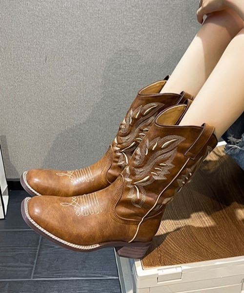LAC-VERT(ラック・ヴェール)の「ヴィンテージ風ウエスタンブーツ(ブーツ・レディース・キャメル・SMALL/MEDIUM/LARGE)」の6枚目の写真