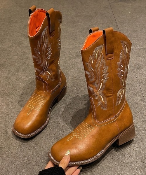 LAC-VERT(ラック・ヴェール)の「ヴィンテージ風ウエスタンブーツ(ブーツ・レディース・キャメル・SMALL/MEDIUM/LARGE)」の6枚目の写真
