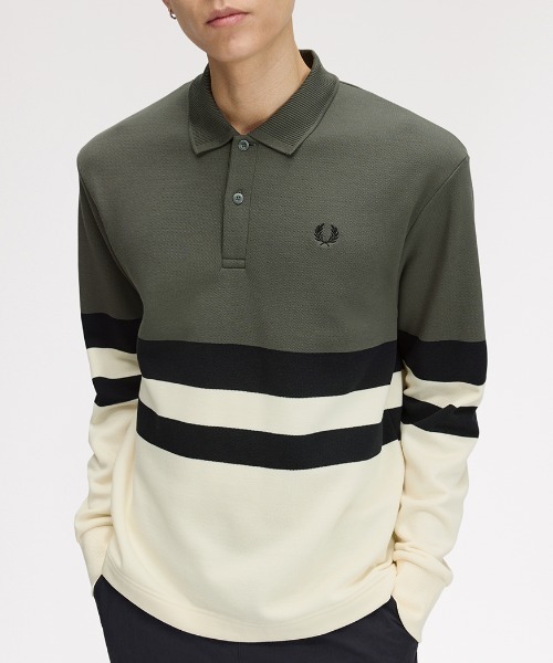 FRED PERRY(フレッドペリー)の「Colour Block Collared Sweatshirt/カラーブロックカラードスウェット(スウェット・メンズ・ダークオリーブ・L/M/S)」の1枚目の写真
