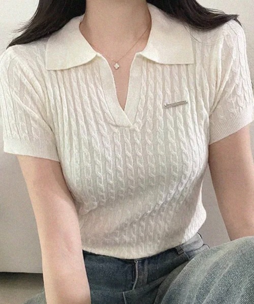 FAVORITO（ファヴォリート）の「襟付きニットトップス（ニット/セーター・レディース・ブラック/ホワイト/モカ・F）」の5枚目の写真