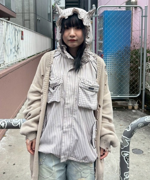 Candy Stripper(キャンディストリッパー)の「TATTERED KNIT カーディガン(ニット/セーター・レディース・チャコール/パープル/ライトベージュ・FREE)」の7枚目の写真