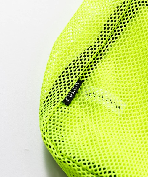 POLeR(ポーラー)の「POLeR/ポーラー MESH STUFF STROLL SHOULDER メッシュ ショルダーバッグ ポケッタブル使用 ブランドタグ アウトドア デイリー 2026年夏 夏服(ショルダーバッグ・メンズ・ホワイト/ブラック/イエロー/マルチ・FREE)」の9枚目の写真