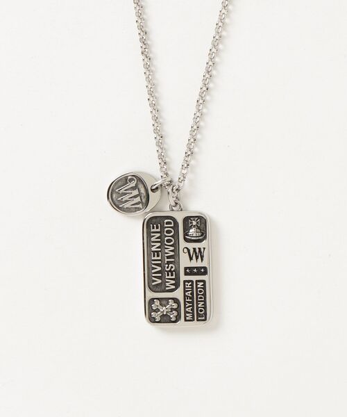 Vivienne Westwood MAN(ヴィヴィアンウエストウッドマン)の「MAN. LANCELOT PENDANT(ネックレス・メンズ・シルバー・FREE)」の4枚目の写真